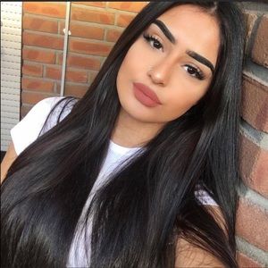 - - 💕22” 13X6 BLACK STRAIGHT LACE-FRONT WIG 💕…*NEW* with 2” middle parting…